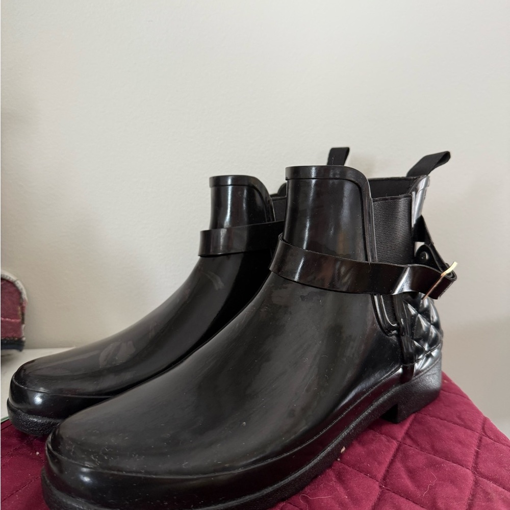 Hunter Black Winter Rain Boots with Elastic Panels & Adjustable Ankle Strap